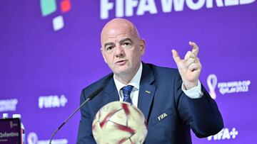 El presidente de la FIFA, Gianni Infantino, en conferencia de prensa en el Main Media Center de Qatar 2022.