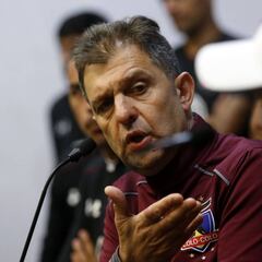 4 bochornos protagonizados por Mosa en Colo Colo este 2018