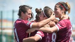 Las jugadoras del Logro&ntilde;o celebran un gol. 