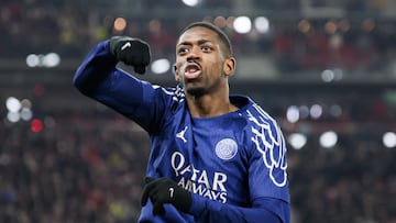 Stuttgart (Germany), 29/01/2025.- Ousmane Dembele of Paris Saint Germain celebrate after scoring the 0-4 goal during the UEFA Champions League match between VFB Stuttgart and Paris Saint-Germain in Stuttgart, Germany, 29 January 2025. (Liga de Campeones, Alemania) EFE/EPA/RONALD WITTEK