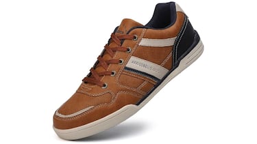 ¿Buscas unas zapatillas para la oficina? Este modelo es un éxito