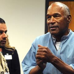 Which NFL players have 'gone broke' after their career?