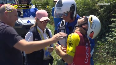 Coquard abandona al romperse un dedo intentando coger una bolsa