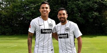 Héctor Herrera y Jesús Corona con grupo accesible en Champions League
