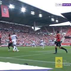 Así cabecea 'a lo Varane' Todibo, objetivo del Barça