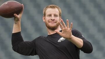 PHILADELPHIA, PA - SEPTEMBER 1: Carson Wentz #11 of the Philadelphia Eagles warms up prior to the game against the New York Jets at Lincoln Financial Field on September 1, 2016 in Philadelphia, Pennsylvania. Mitchell Leff/Getty Images/AFP
== FOR NEWSPAPERS, INTERNET, TELCOS & TELEVISION USE ONLY ==