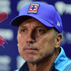 Siboldi: Santiago Giménez y Roberto Alvarado no irán a la Selección Mexicana