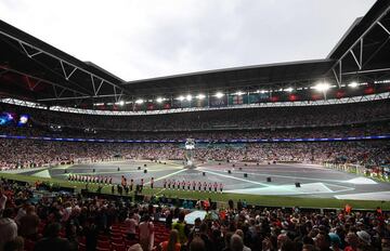 Ceremonia de clausura de la Eurocopa en el estadio de Wembley.