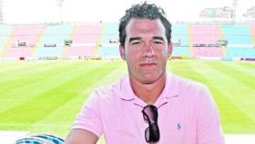 <b>PASO A PASO. </b>El técnico azulgrana pone a punto la maquinaria para el debut liguero.