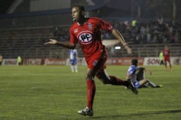 4. Leandro Benegas se ubica cuarto con 10 goles del Torneo de Apertura.