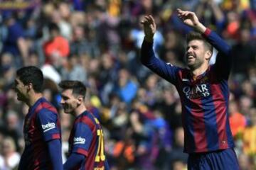 Piqué celebra el 2-0.