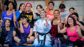 Campeona de vida y desafíos: karateca Carol De La Paz y el poder de la determinación a los 45 años