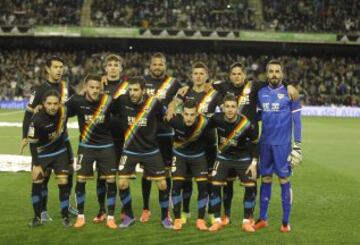 Once inicial del Rayo Vallecano. De pie: Miku, Llorente, Beb?, Piti, Z? Castro y Juan Carlos. Agachados: Iturra, Quini, Trashorras, Tito y Embarba.
