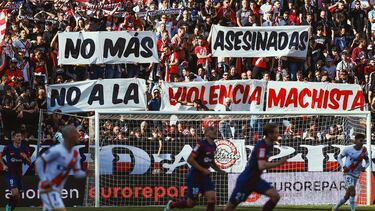 Pancarta del Fondo de Vallecas.