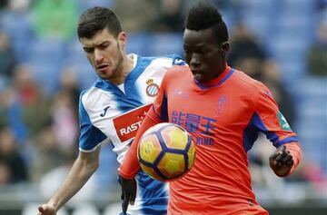 Aarón Martín (left) in action against Granada.