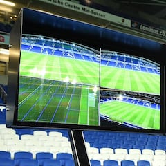 El VAR sigue sin ponerse en marcha en España