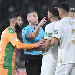 Who is Javier Iglesias Villanueva, the referee for Girona vs Real Madrid? LaLiga 2022-23