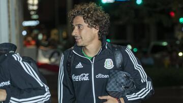Ochoa regresó a la CDMX asediado por la afición