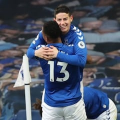 ¿James y Mina, un reencuentro en Estambul?