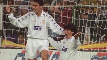 <b>RAÚL, EL MÁS PRECOZ. </b>El 7 blanco los alcanzó con 20 años y 78 días.