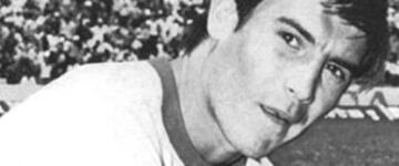 Osvaldo Castro jugó 11 años en la Roja.