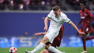 Gyökeres anota el gol del Sporting.