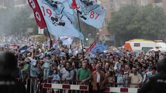 La afici&oacute;n del Celta en un recibimiento al equipo a su llegada a Bala&iacute;dos.