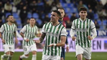 Carlos Isaac celebra el gol de la victoria en Huesca