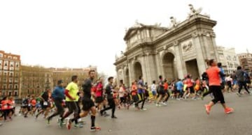 Las imágenes de la Media Maratón por las calles de Madrid