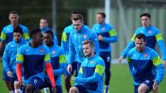 Sin Szczesny ni Ospina, Martínez será el meta titular del Arsenal