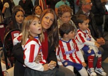 Presentación multitudinaria de Torres