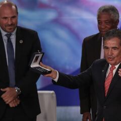 Jorge Luis Pinto negocia para ser el nuevo DT de Ecuador