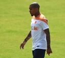 Nigel de Jong trabaja para volver a jugar ante Argentina
