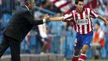 <B>TODOS CONFÍAN EN SU CLASE</B>. Jorge volverá hoy a ser
titular. El canario se ha hecho con un sitio en el equipo y todos confían en que su conexión con Fernando Torres vuelva a funcionar.