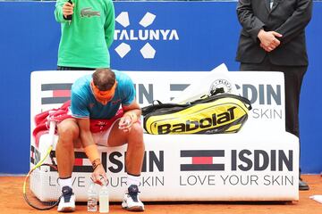 Rafael Nadal se impuso 6-3 y 6-3 sobre David Ferrer en los octavos de final del Conde de Godó de Barcelona.