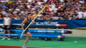 Armand Duplantis, en el salto con p&eacute;rtiga. 