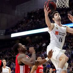 Thompkins y un triplazo de Llull rescatan al Madrid del UCAM