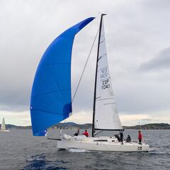 El Trofeo CDCP traspasa su ecuador en aguas del Abra