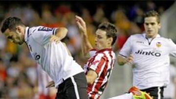 El Valencia alivia su crisis y la del Athletic aumenta