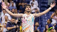 Carlos Alcaraz celebra su triunfo ante Alexander Zverev en el US Open.