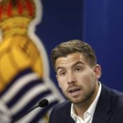 El agente de Iñigo Martínez llamó a Begiristain por Laporte
