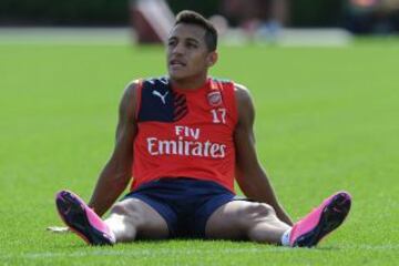 Alexis Sánchez y su alegría en la última sesión de entrenamientos del Arsenal.