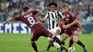 Juan Guillermo Cuadrado durante un partido con Juventus ante Torino por Serie A.