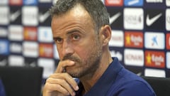 Barcelona and Luis Enrique agree to delay new contract talks