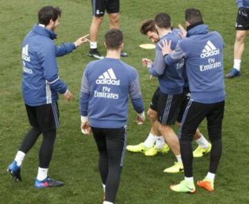 Los futbolistas del equipo blanco afrontan el choque ante Las Palmas con el ánimo alto.