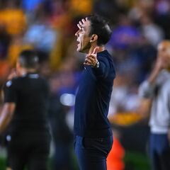 Vicente Sánchez reconoce la exigencia en Cruz Azul