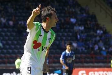 El goleador de O'Higgins también destaca en este equipo. Marcó cinco tantos para los de Rancagua y siempre alarmó a las defensas rivales.  