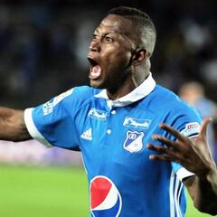 Duvier Riascos, el delantero colombiano que busca la UC