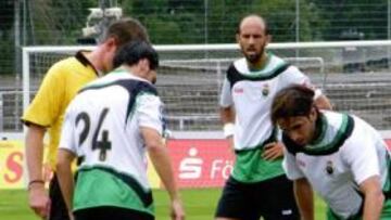 <b>DECEPCIÓN. </b>El Racing no pudo pasar del empate en Kiel.