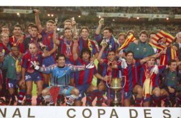 Copa del Rey 1996-1997. (28/06/97). Estadio Santiago Bernabéu. Barcelona-Betis. El Barça ganó 3-2. Los goles de Alfonso, Figo, Finidi, Pizzi y Figo, de nuevo, en la prorroga minuto 114.